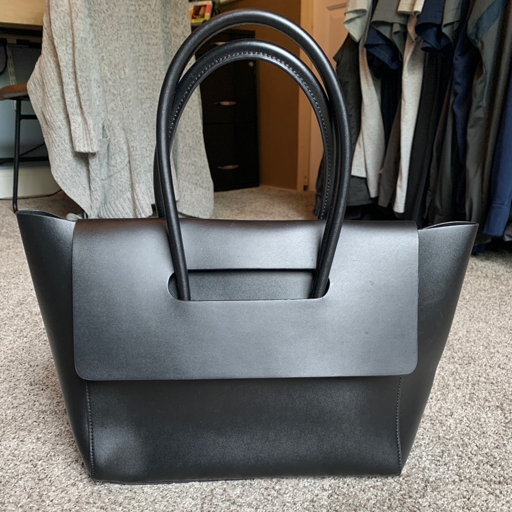 Black Flap Closure Purse